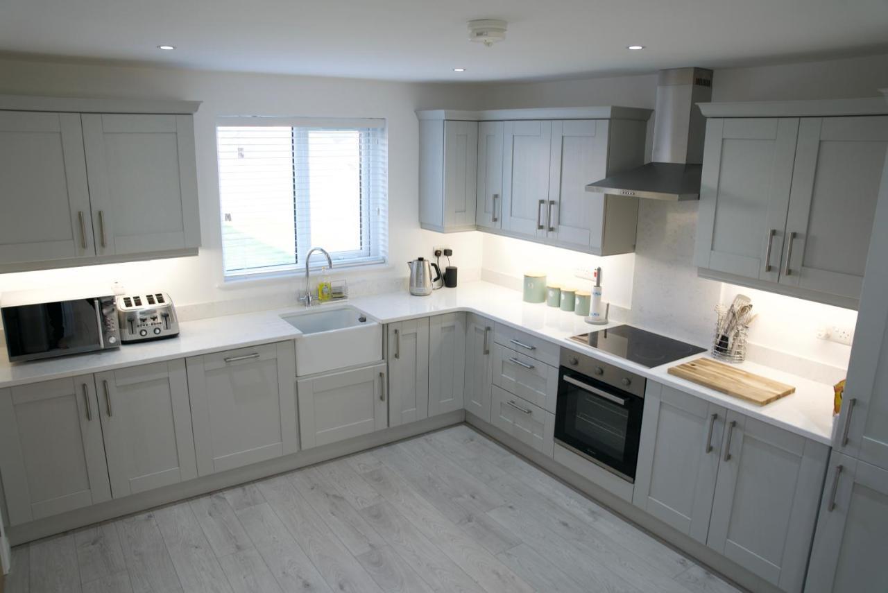 Modern 3 Bedroom Coastal Home Newry Dış mekan fotoğraf